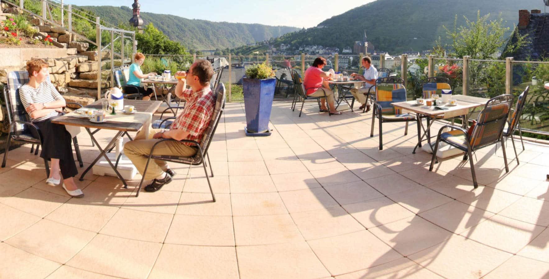 Terrace with guests